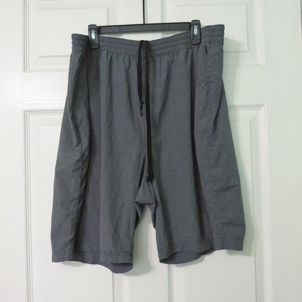 Adidas Mens Sportswear Training Essentials Athletics Shorts Size 2XL Gray
